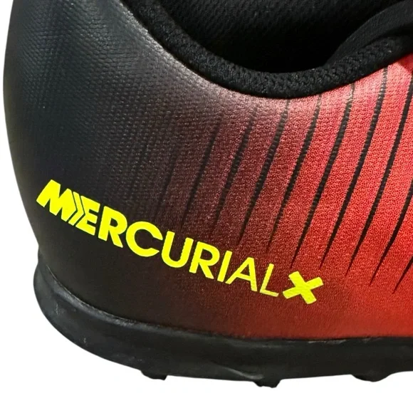 Nike Men’s Mercurial Vortex III Red Black Football Shoes. Brand New with Tags!